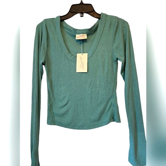 Universal Thread Women's Ribbed Long Sleeve Scoop Neck T-Shirt NWT Size M… - Picture 1 of 13